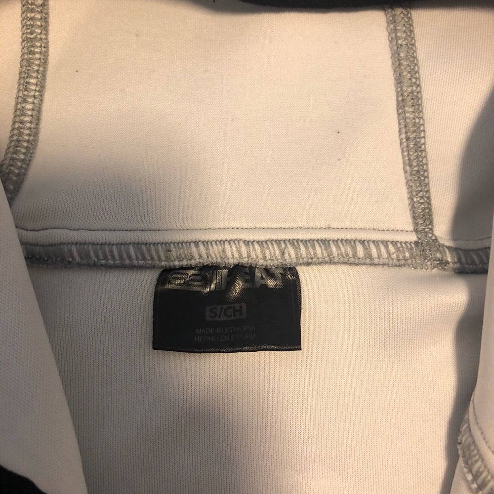 Workout jacket - Picture 2 of 3